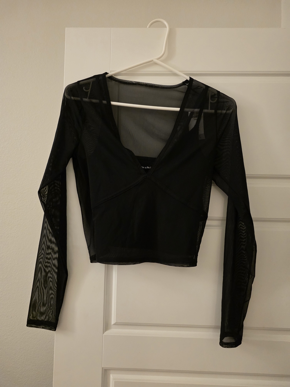 Abercrombie & Fitch Black Sheer V-Neck Long Sleeve Crop Top